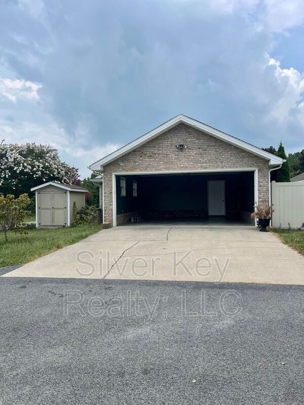 131 Butler Dr, Sweetwater, TN 37874 House Rental in Sweetwater, TN