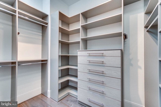 Foto del edificio - 5311 7th St NW