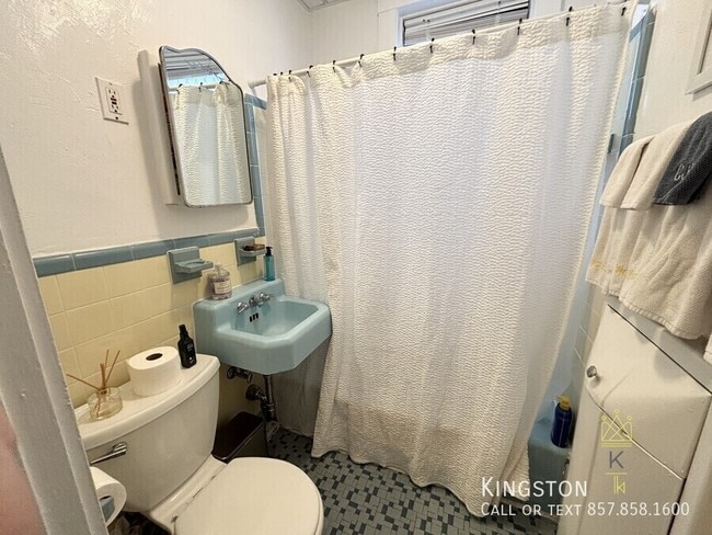 Foto del edificio - 122 Babcock St