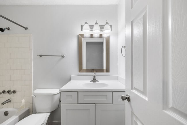 Herritage Court Apartments Townhomes for Rent Kinston NC Herritage Court Apartments Townhomes for Rent Kinston NC