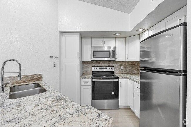 Building Photo - 417 Vista Isles Dr