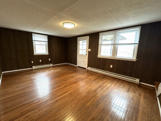 Foto del edificio - Updated 3 Bedroom Duplex in Finksburg