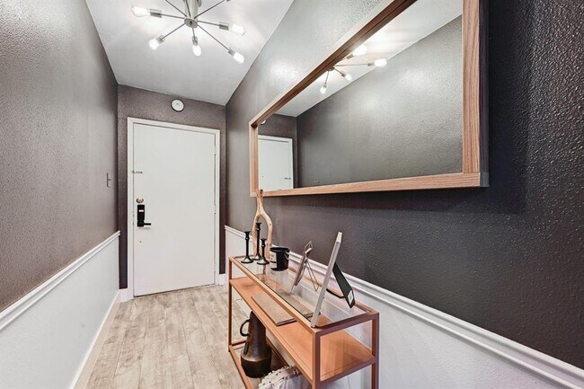 Building Photo - 6609 Krollton Dr