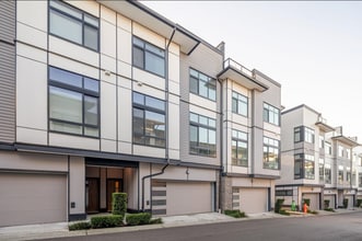 Building Photo - 14058 61 Av