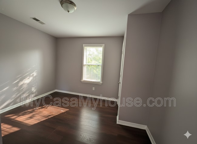 Photo - 1348 Austin Street House