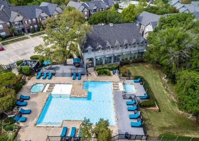 Foto del edificio - 2701 Grapevine Mills Blvd N