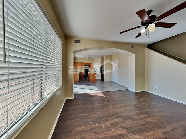 Foto del edificio - 1217 S 121st Dr