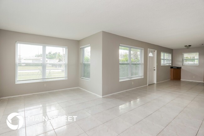 Foto del edificio - 6209 NW 9th Ct