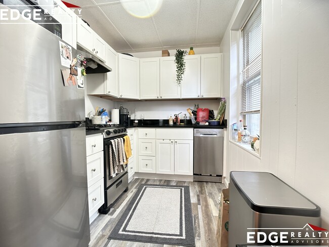 Foto del edificio - 239 Kelton St
