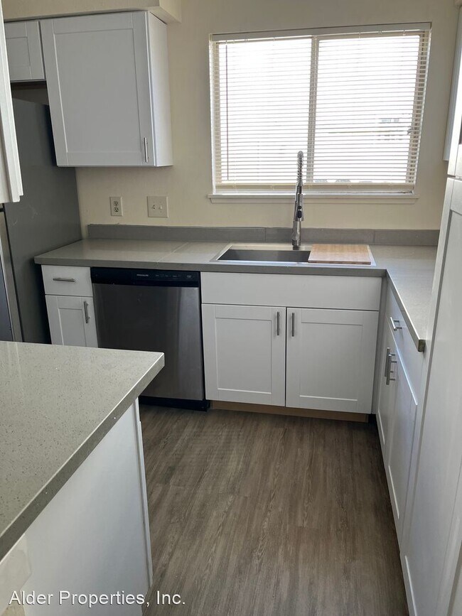 Building Photo - 3 br, 2 bath House - 2810 Caballo Dr