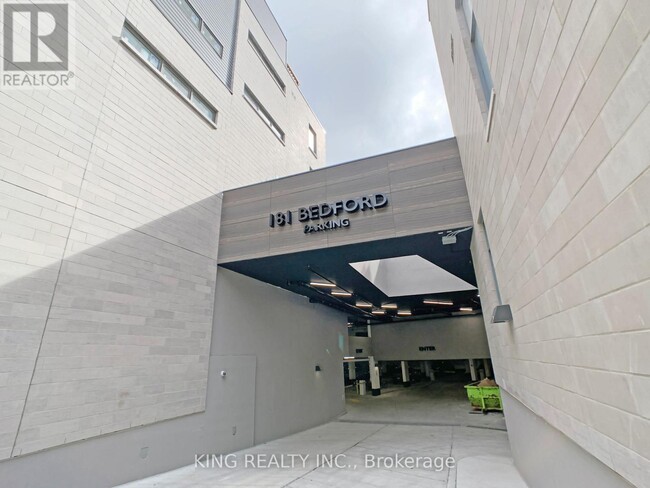 Building Photo - 181-1181 Bedford Rd