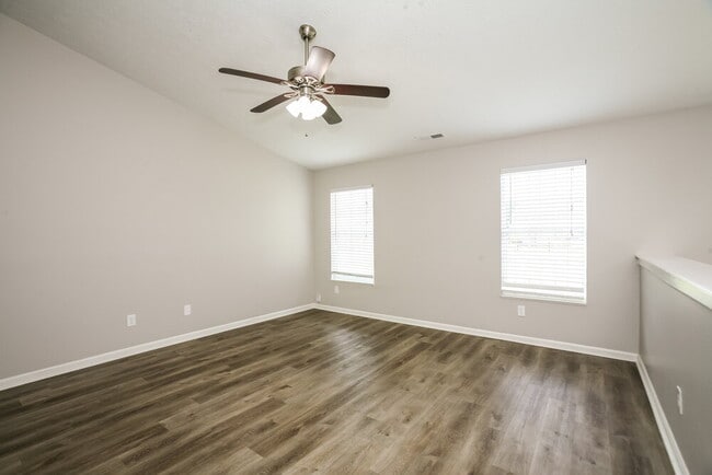 Building Photo - 1193 Sunkiss Ct