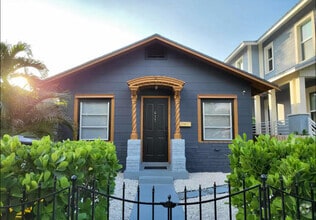 Building Photo - 417 S J St