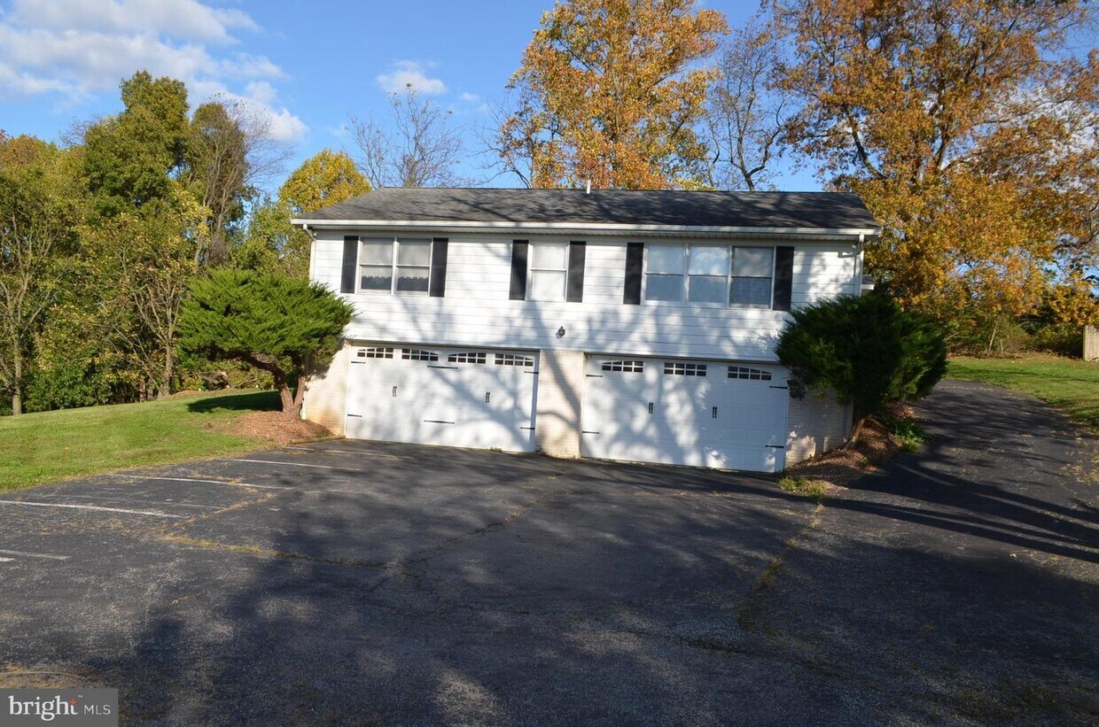 7637 Lancaster Pike, Hockessin, DE 19707 House Rental in Hockessin, DE