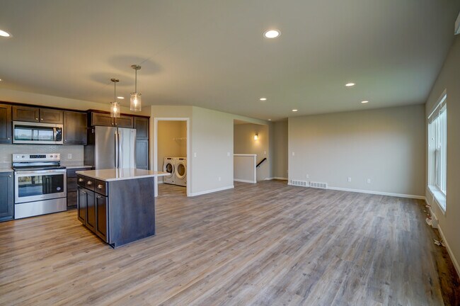Building Photo - 9932 Sweet Willow Pass