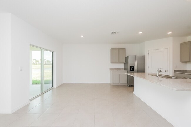 Foto del edificio - 17321 Reserva Dr, Bradenton, FL