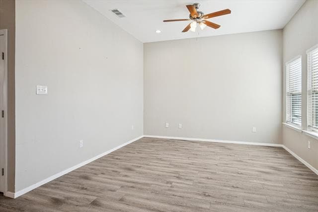 Building Photo - 516-518 Wood Dr