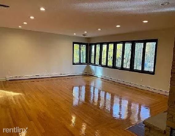 Building Photo - 3 br, 3 bath House - 38 Peterson Rd