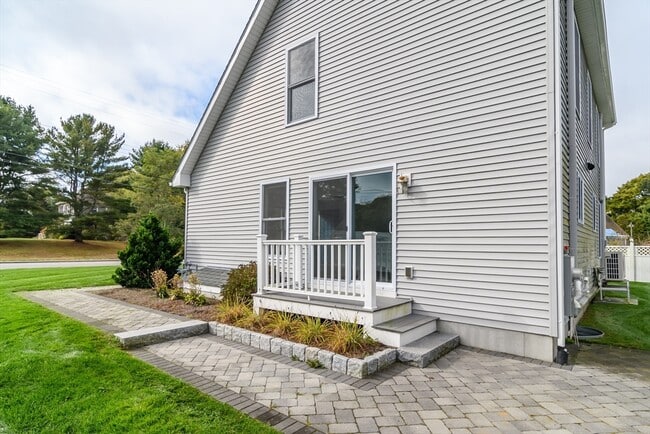 Foto del edificio - 280 Barlows Landing Rd