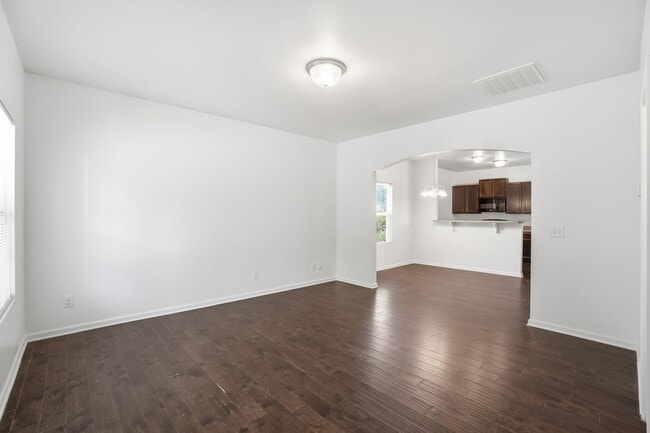 Foto del edificio - 4-bedroom with Water Front View