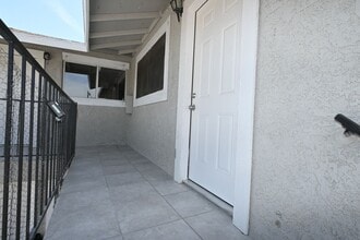 Building Photo - 1512 Cobb Ln