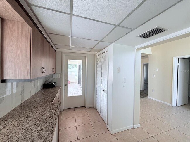 Foto del edificio - 735 Dodecanese Blvd