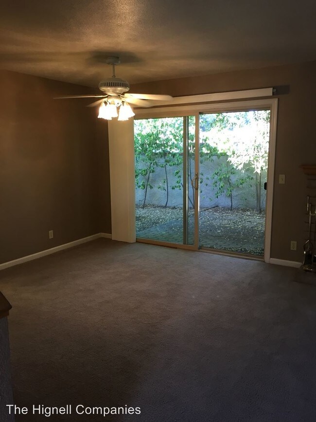Building Photo - 3 br, 2 bath House - 5 Cambridge Ct.