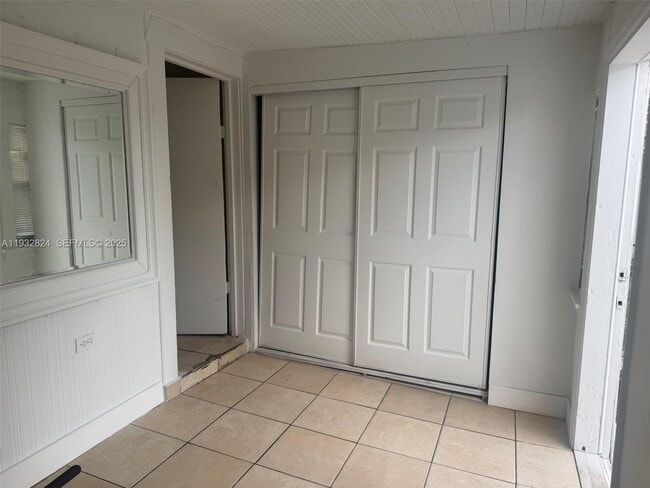 Foto del edificio - 611 S 24th Ave