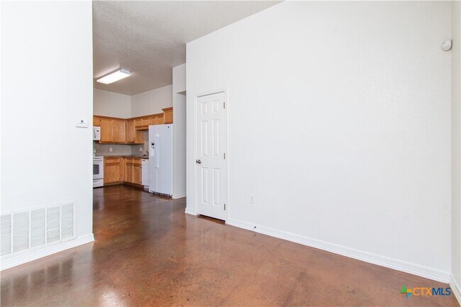 Building Photo - 3104 Baldwin Loop