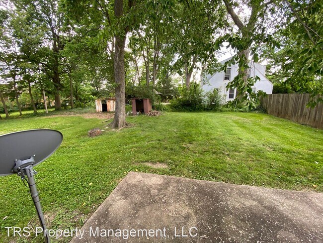 Foto del edificio - 2 br, 1 bath House - 105 Clinton st.