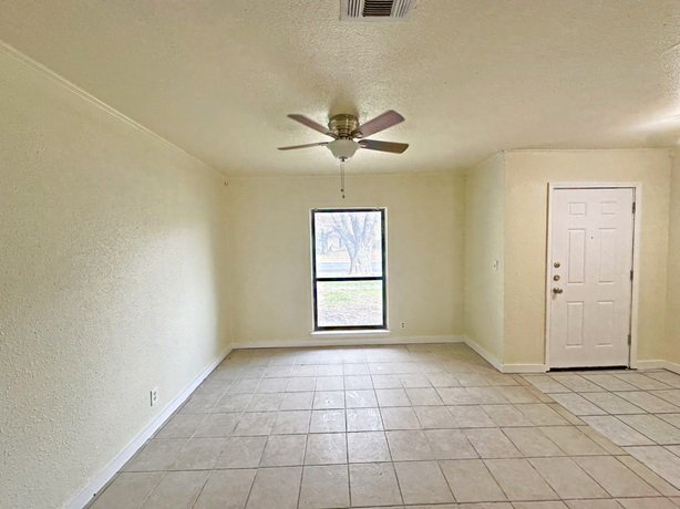 Building Photo - 8707 Glen Bluff