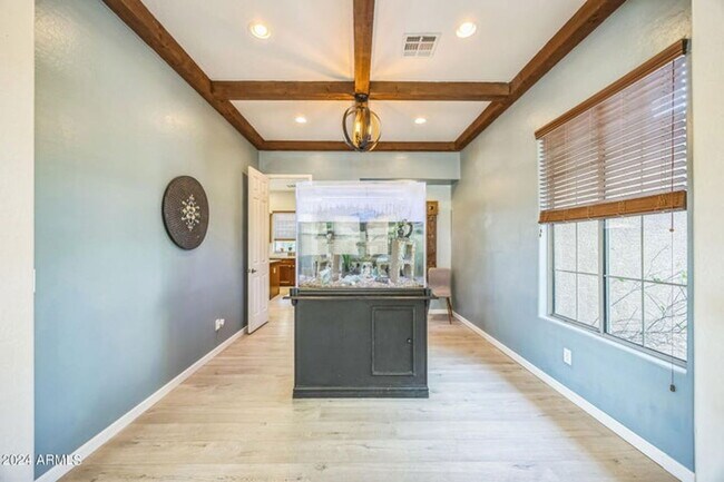 Foto del edificio - 18225 W Paseo Way