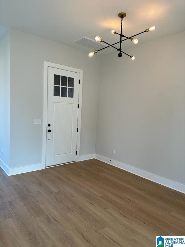 Building Photo - 4882 Silas Ave