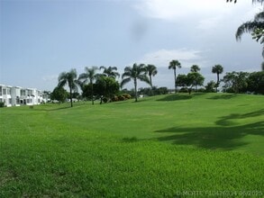 Building Photo - 2851 E Golf Blvd