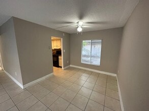 Building Photo - 1830 Maravilla Ave