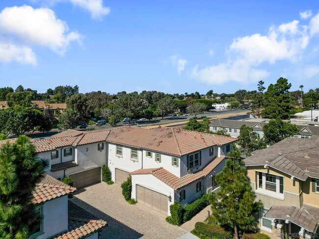 Building Photo - 1699 Shorebreak Way