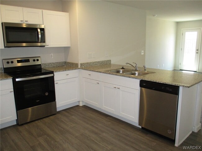 Building Photo - 1142 Pear Tree Ln
