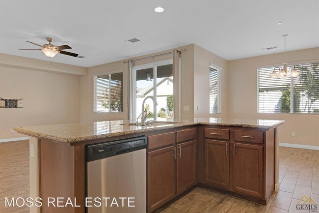 Building Photo - 3 br, 2 bath House - 14706 Beach Aster Dr