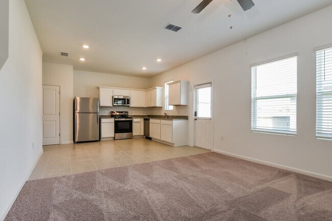 Foto del edificio - 2084 Hemingway Cir