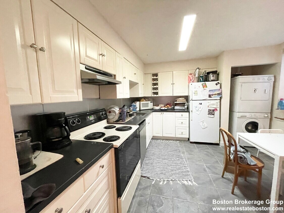 71 Gainsborough St Unit 101, Boston, MA 02115 Apartments in Boston