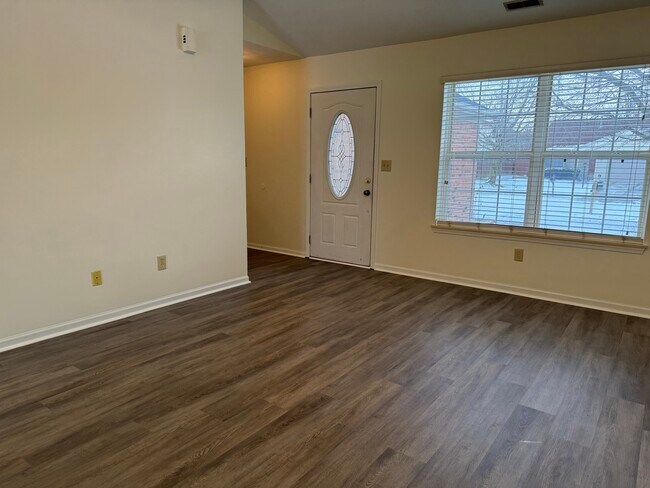 Building Photo - 3934 Basque Ct