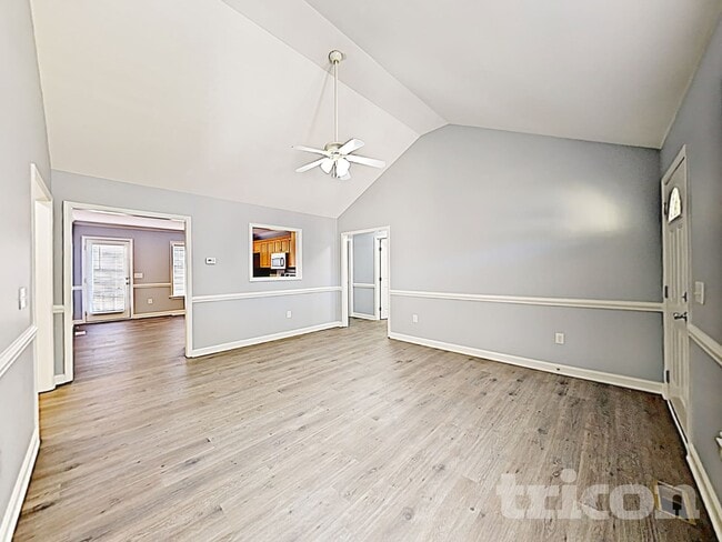 Building Photo - 1670 Red Bird Cir SE