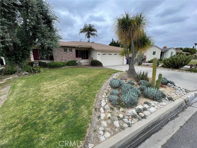 Primary Photo - 7522 Buell St