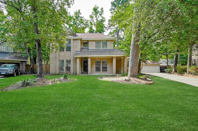Foto del edificio - 31 Silent Brook Pl
