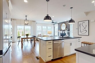 Building Photo - 129 Cold Brk Dr