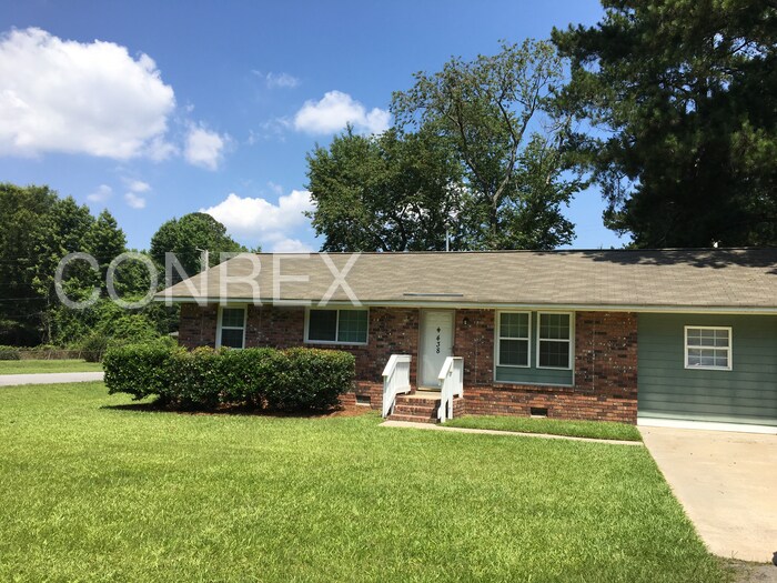 Primary Photo - 438 Riverside Ln