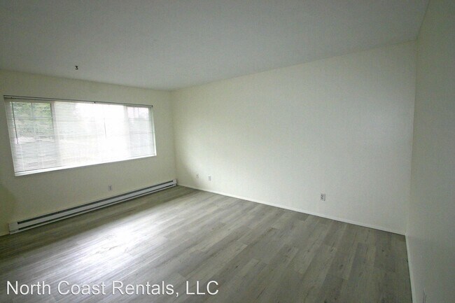Building Photo - 2125 S Edgewood St