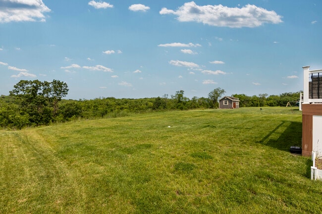 Building Photo - 4442 Yorktown Dr