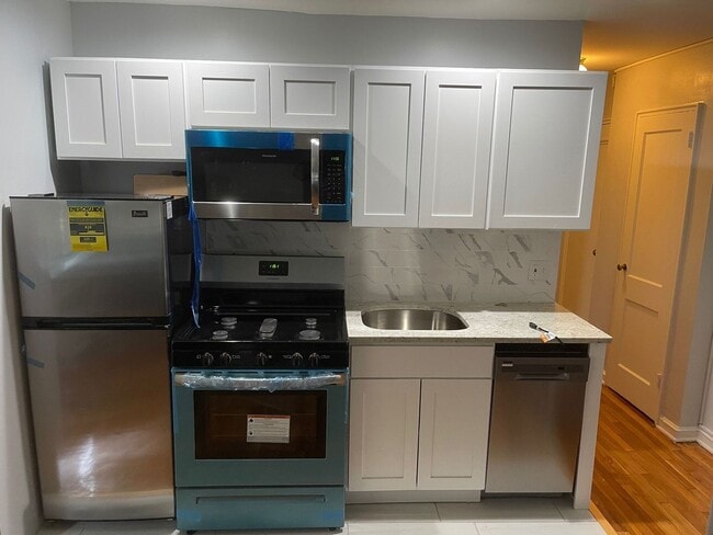 Interior Photo - 56-Village Court Apartments, LLC
