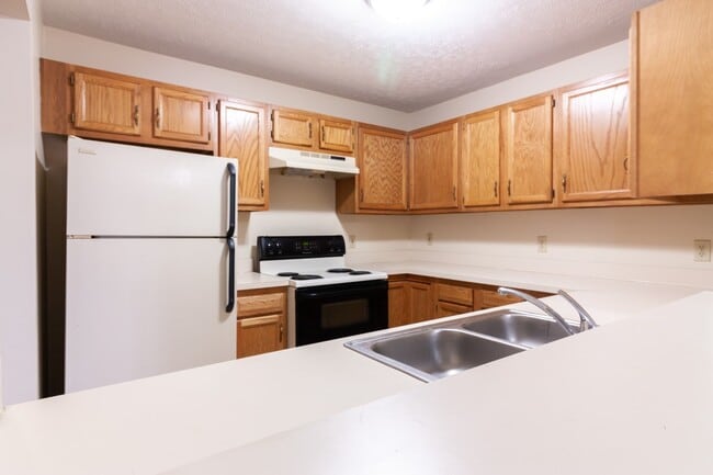 Cocina - Wrens Trail Garden Apartments